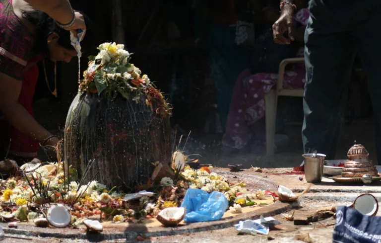 Lingashtakam – लिङ्गाष्टकम् | Sanskrit Lingashtakam Lyrics 2025